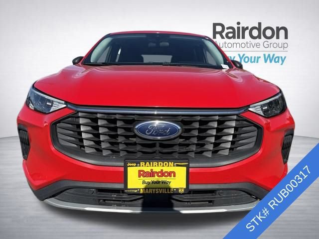 Used 2024 Ford Escape Active AWD/4WD image 2