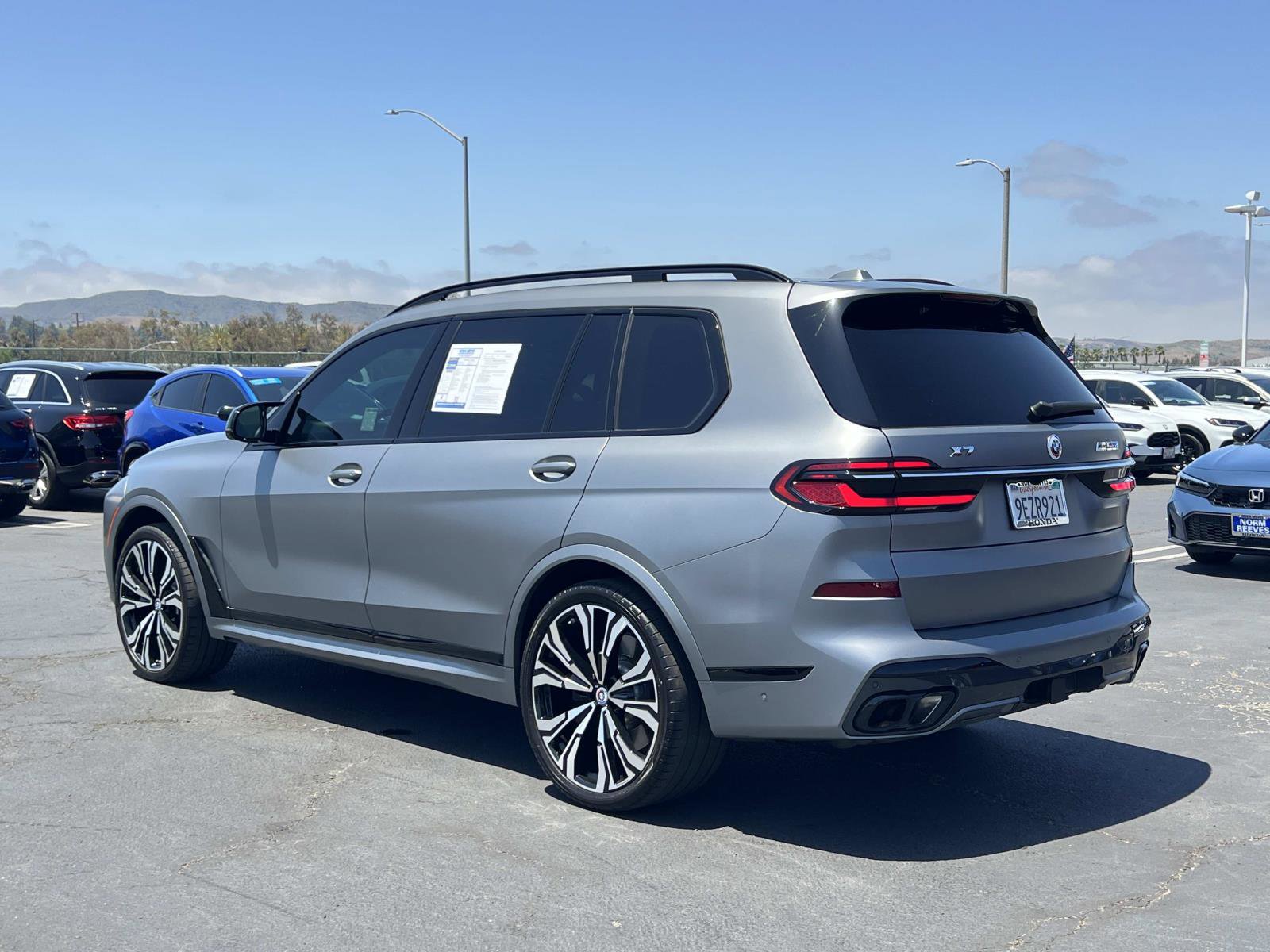 Used 2023 BMW X7 M60i w/ Executive Package AWD/4WD image 3