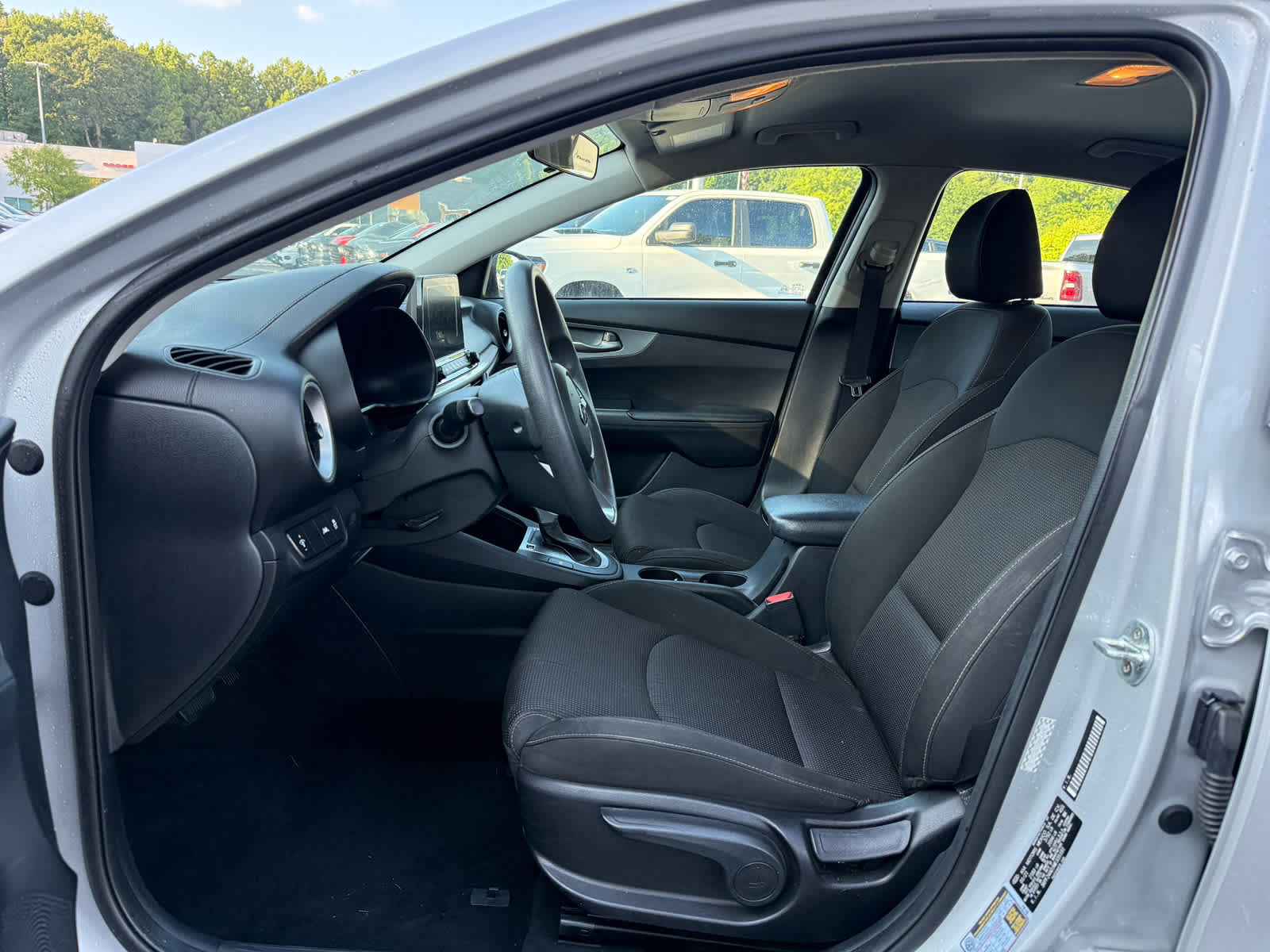 Used 2021 Kia Forte LXS FWD image 11