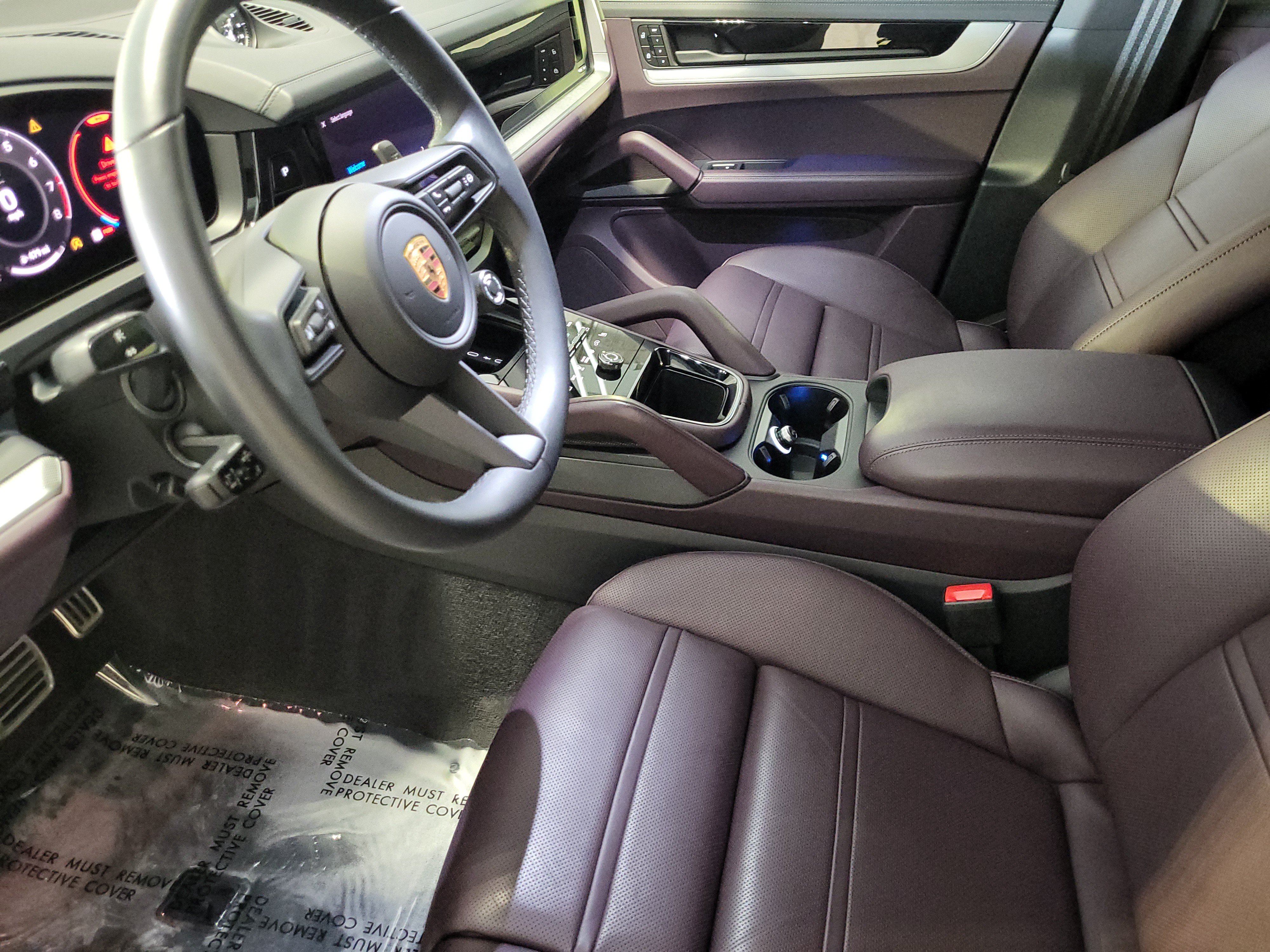 Certified 2026 Porsche Cayenne S AWD/4WD image 4