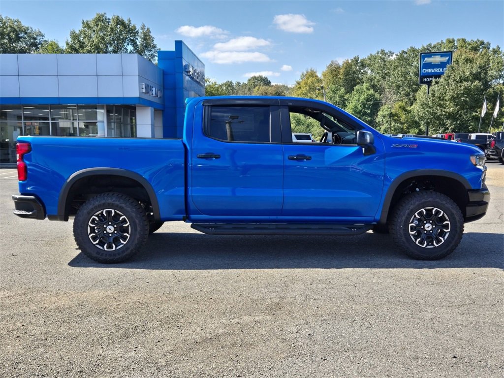 New 2026 Chevrolet Silverado 1500 ZR2 image 3