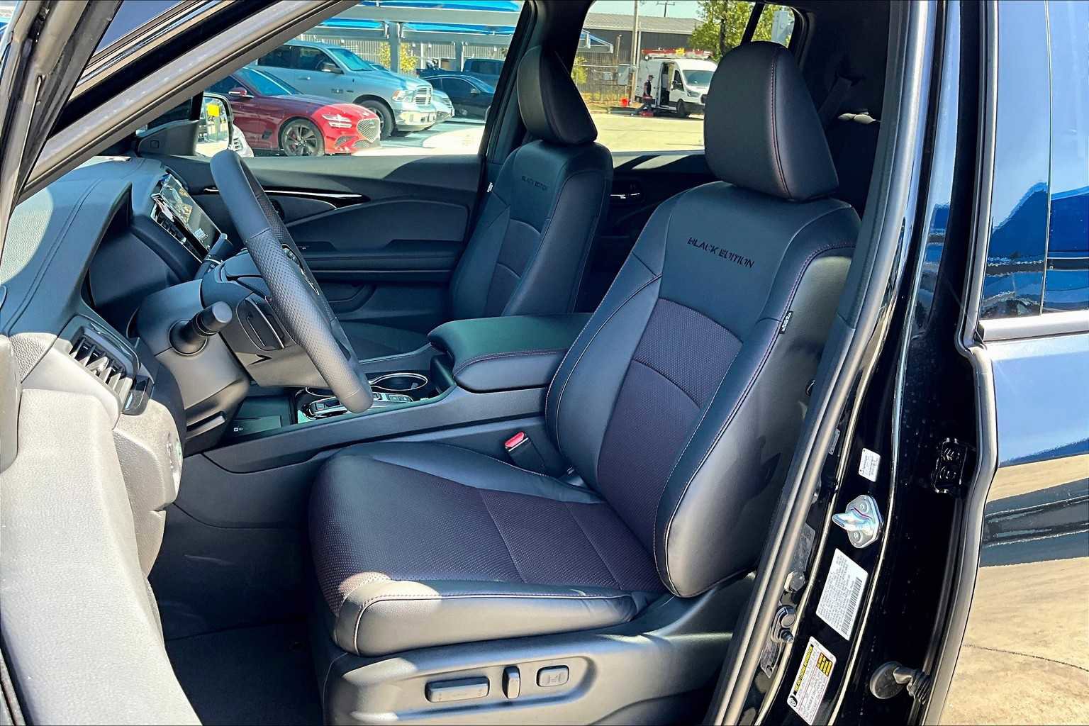 New 2026 Honda Ridgeline Black Edition image 9
