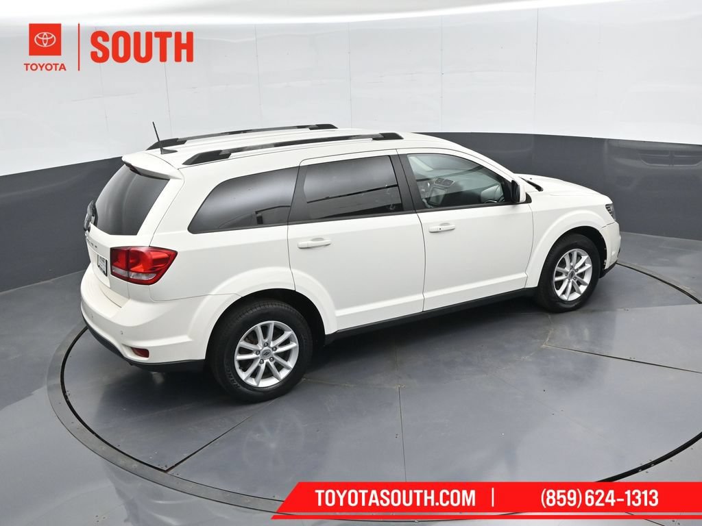 Used 2019 Dodge Journey SE FWD image 48
