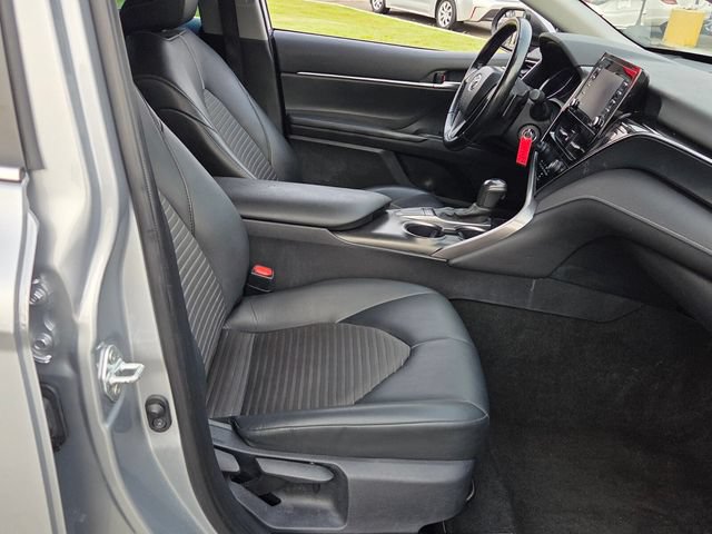 Used 2024 Toyota Camry SE FWD image 16