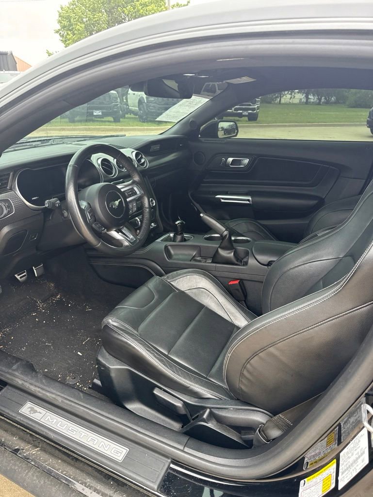 Used 2022 Ford Mustang GT Premium w/ GT Performance Package RWD image 10