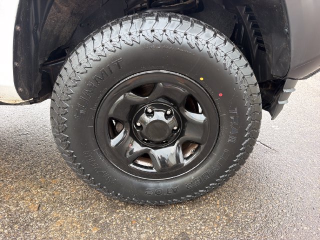 Used 2023 Toyota Tacoma SR AWD/4WD image 26