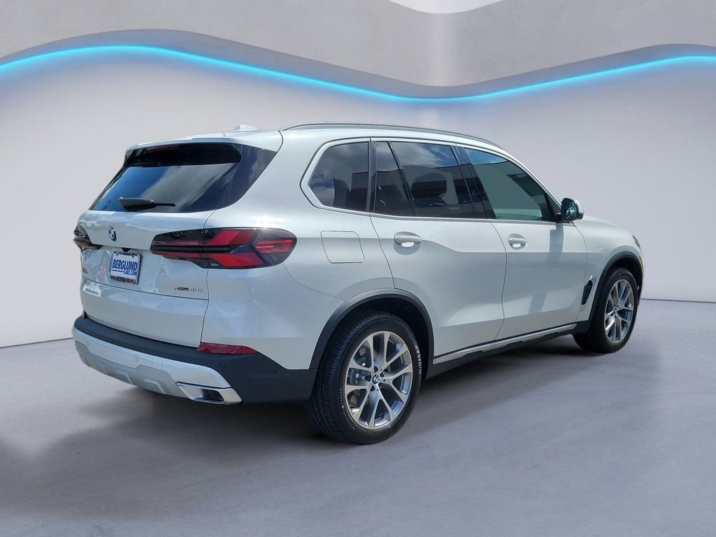 New 2026 BMW X5 xDrive40i w/ Premium Package image 4
