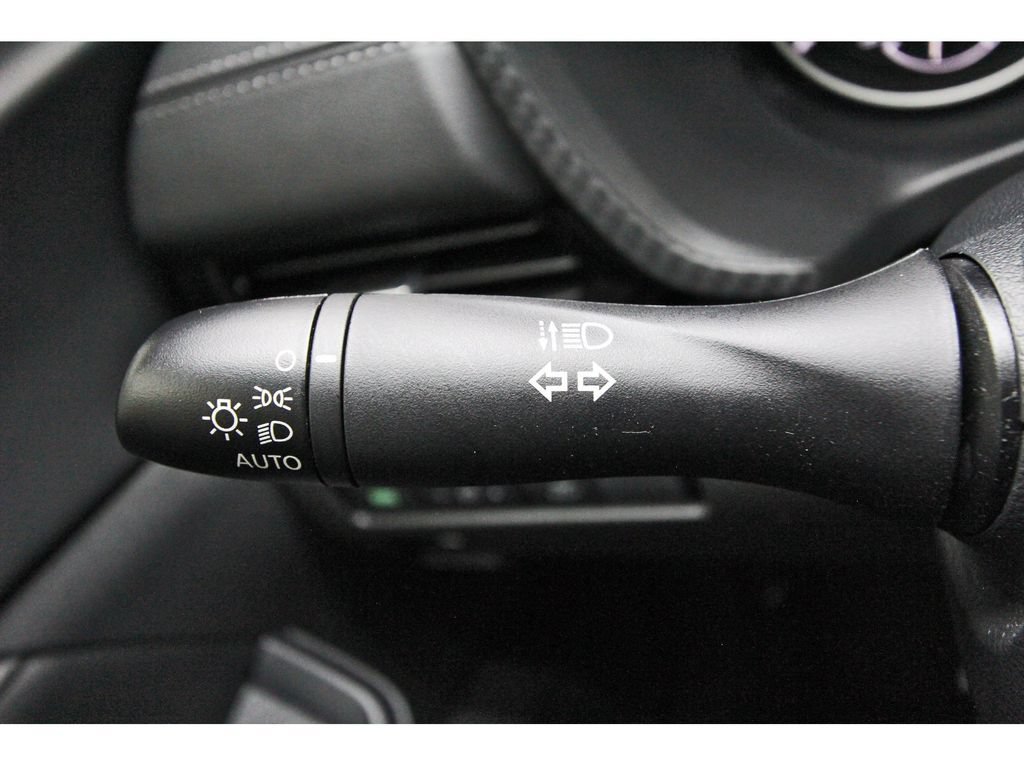 Certified 2025 Nissan Sentra SV FWD image 15