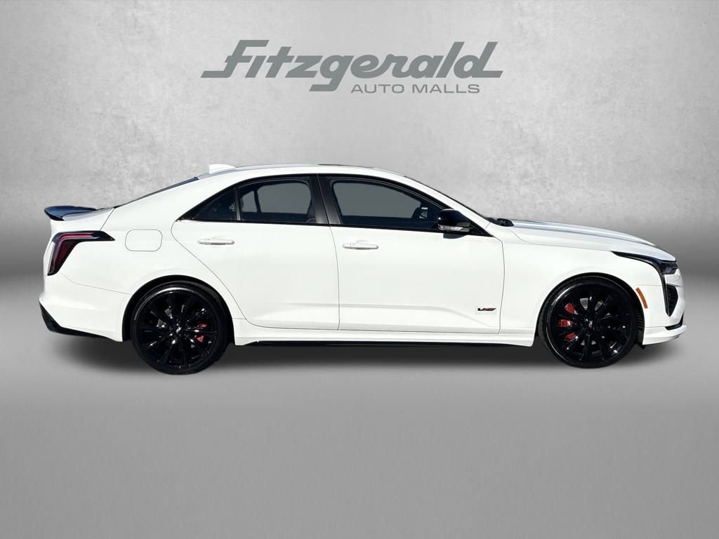 New 2026 Cadillac CT4 V image 5