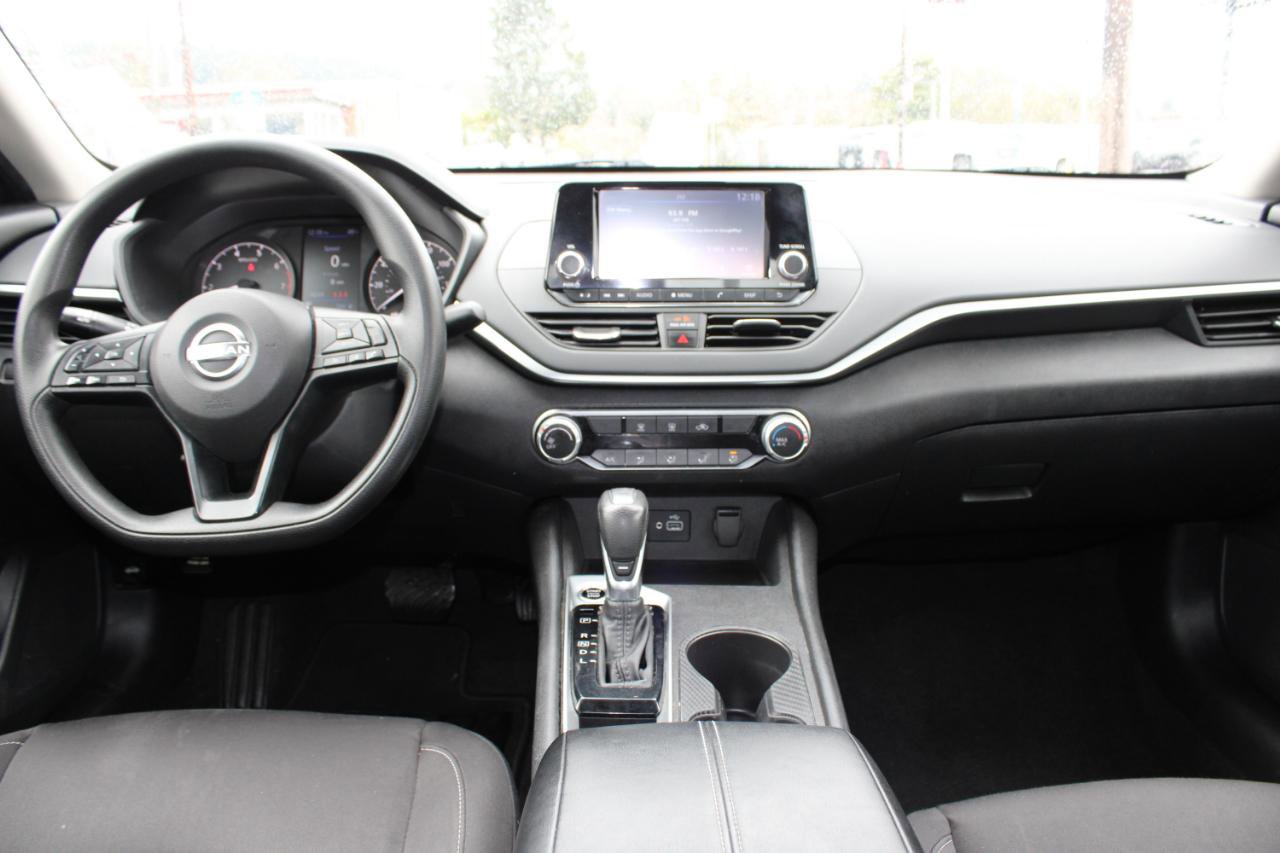 Used 2023 Nissan Altima 2.5 S image 11