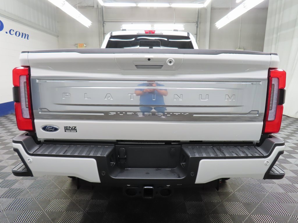 Used 2025 Ford F250 Platinum w/ Platinum Plus Package image 44