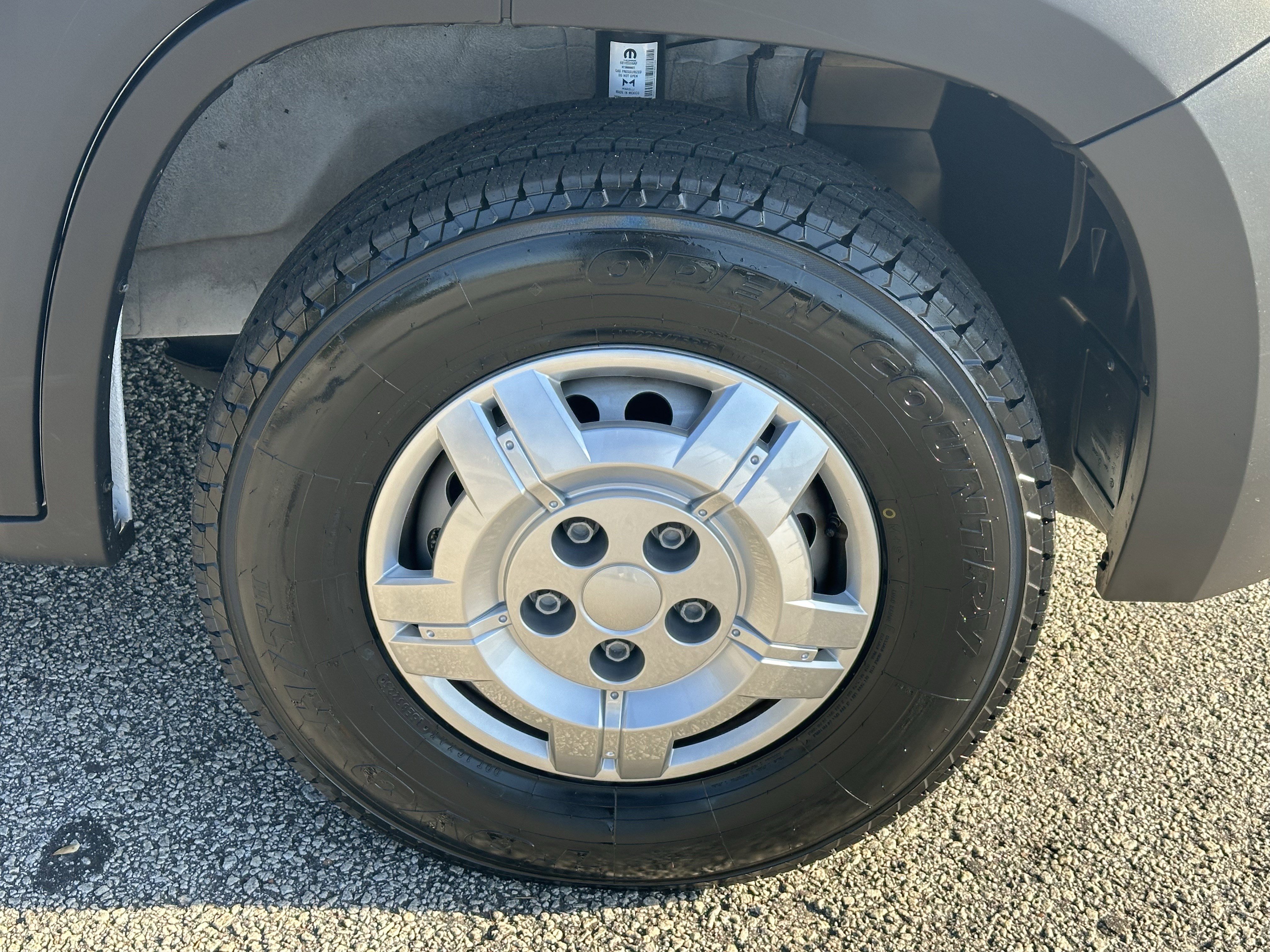 Used 2024 RAM ProMaster 3500 w/ Convenience Group image 15