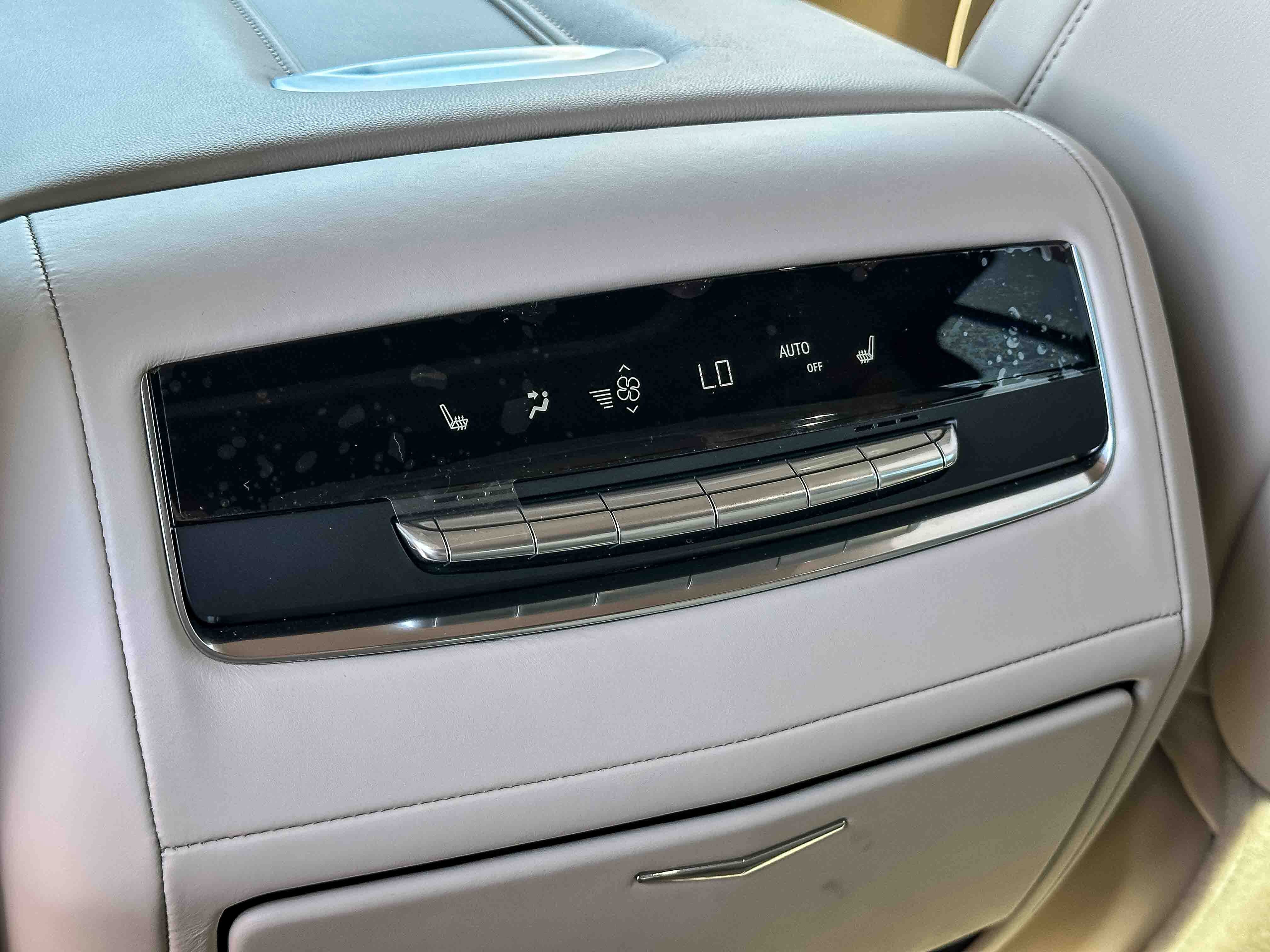 Used 2025 Cadillac Escalade Sport Platinum AWD/4WD image 22