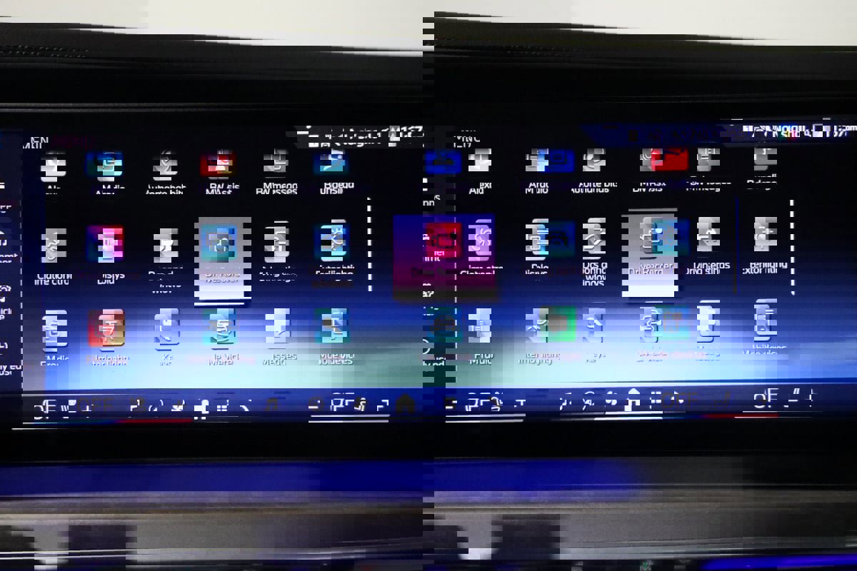 Used 2023 BMW 760i xDrive image 53