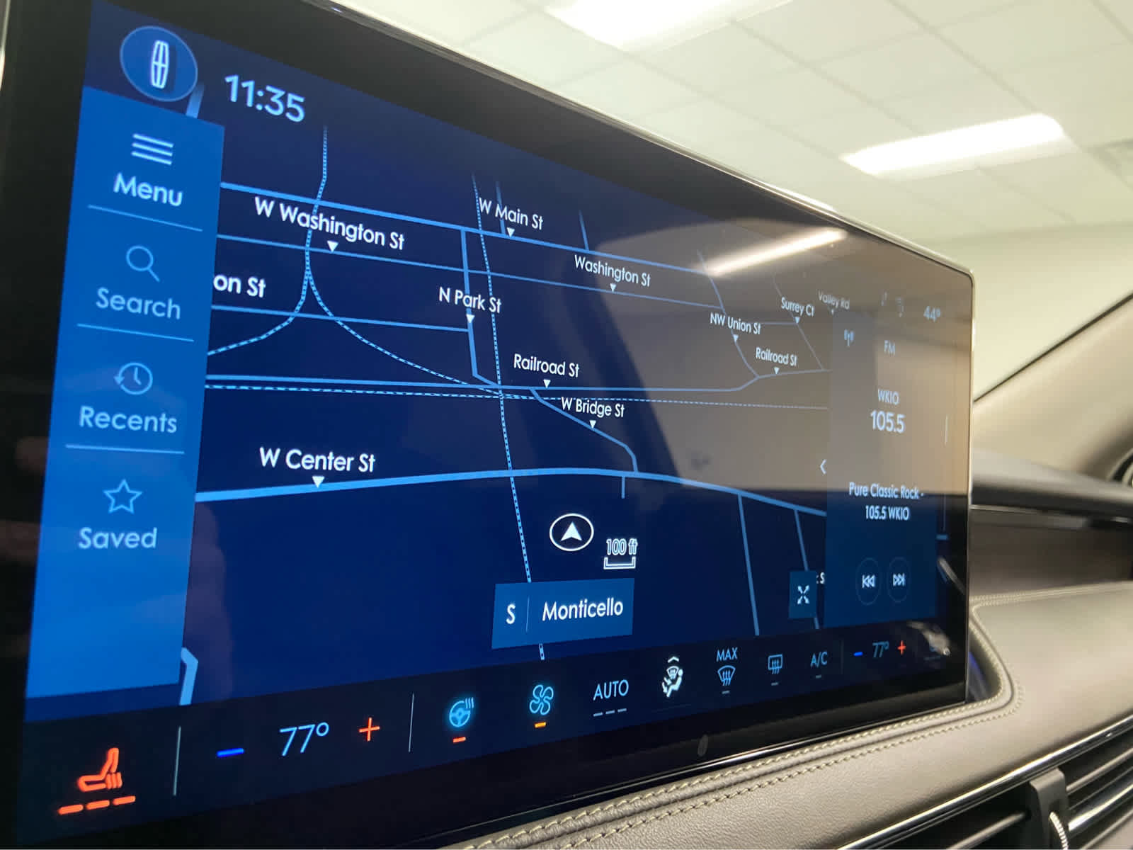 Used 2025 Lincoln Corsair Grand Touring w/ Equipment Group 301A image 27