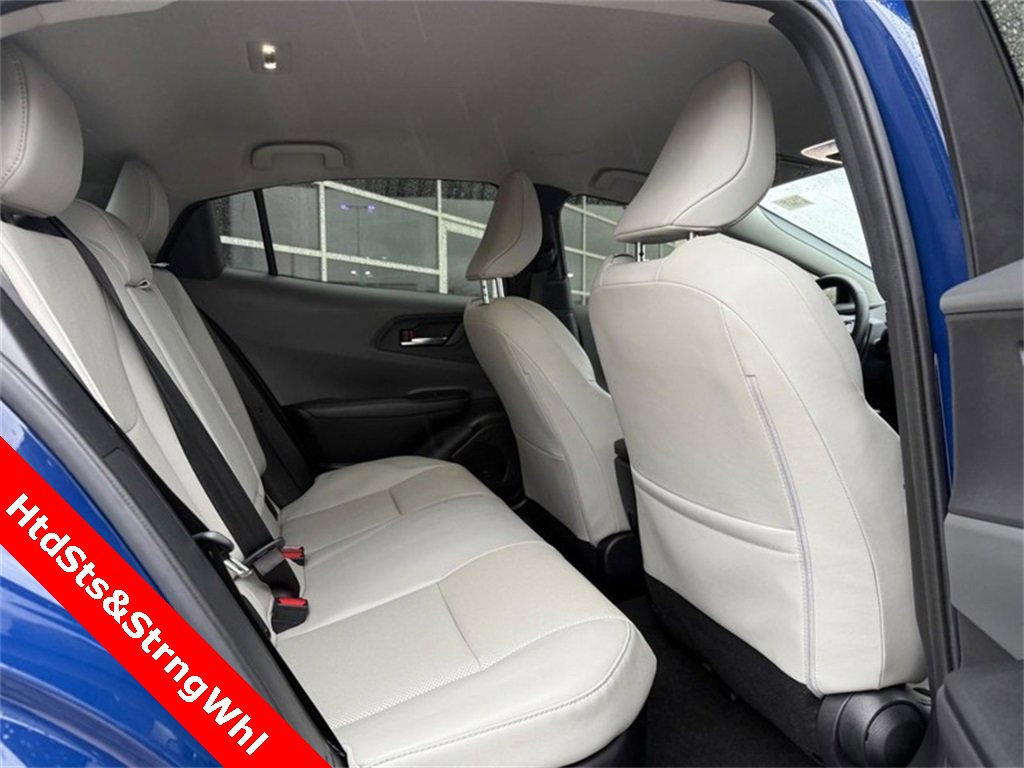 Used 2023 Toyota Prius XLE image 12