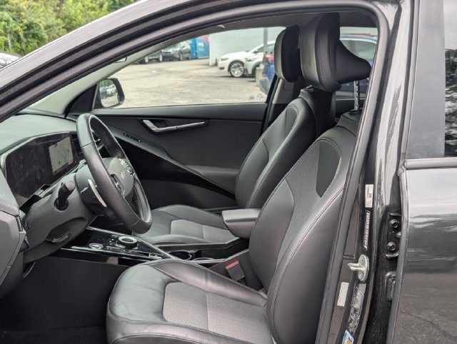 Used 2023 Kia Niro Wind w/ Wind Preserve Package FWD image 15