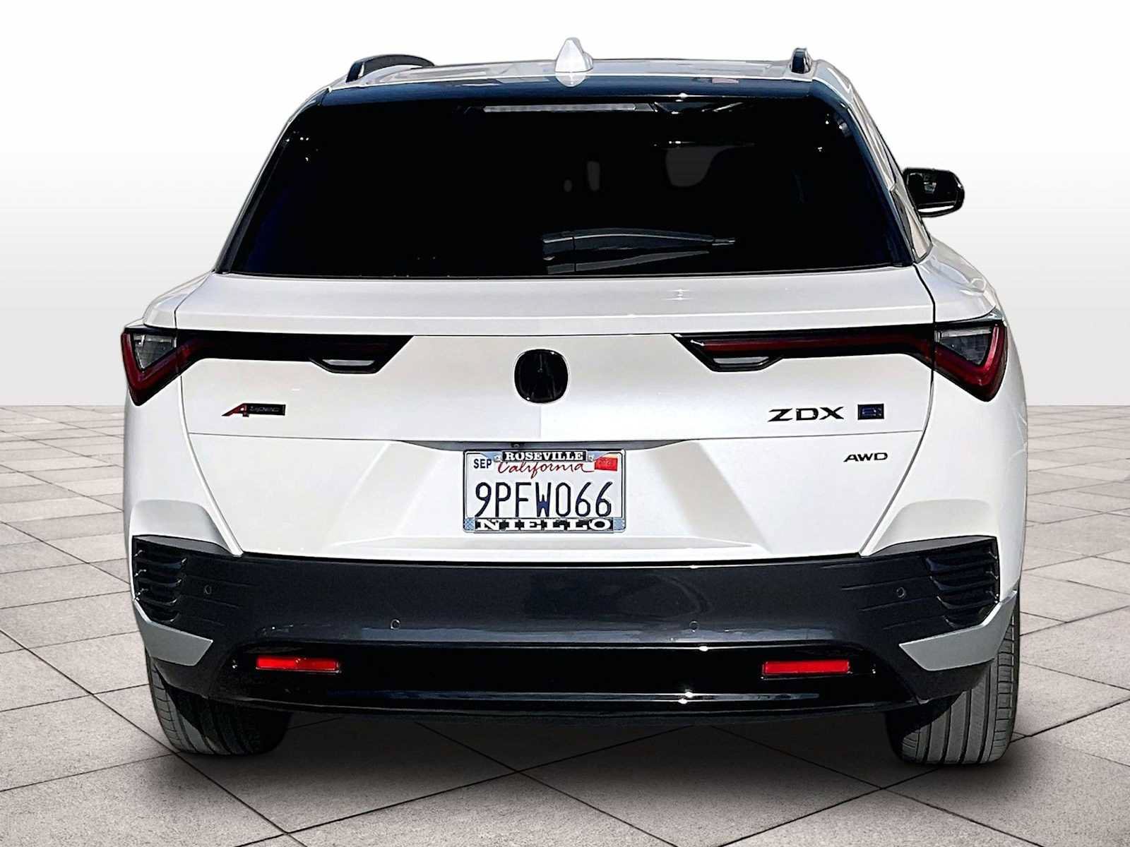 Used 2024 Acura ZDX A-Spec AWD/4WD image 7