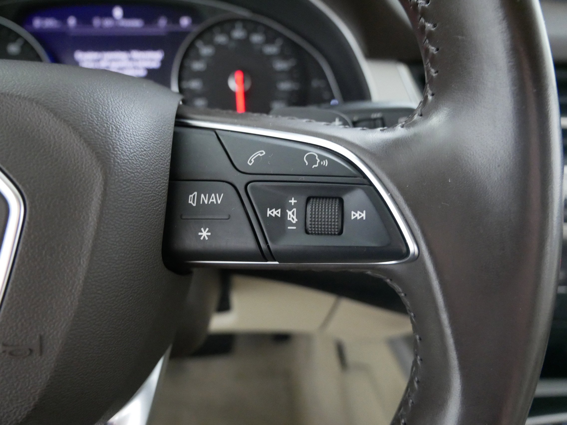 Used 2019 Audi Q7 2.0T Premium image 28