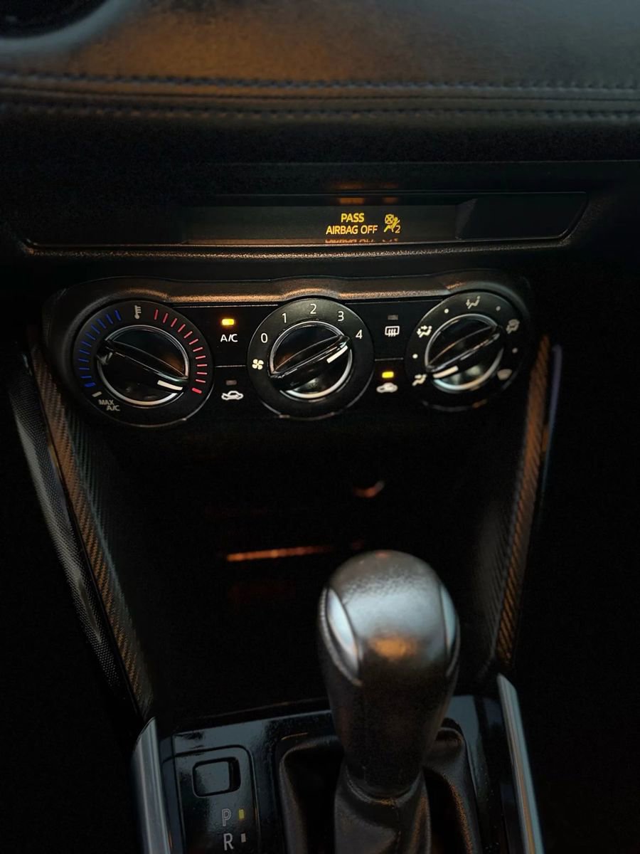 Used 2017 Toyota Yaris iA image 20