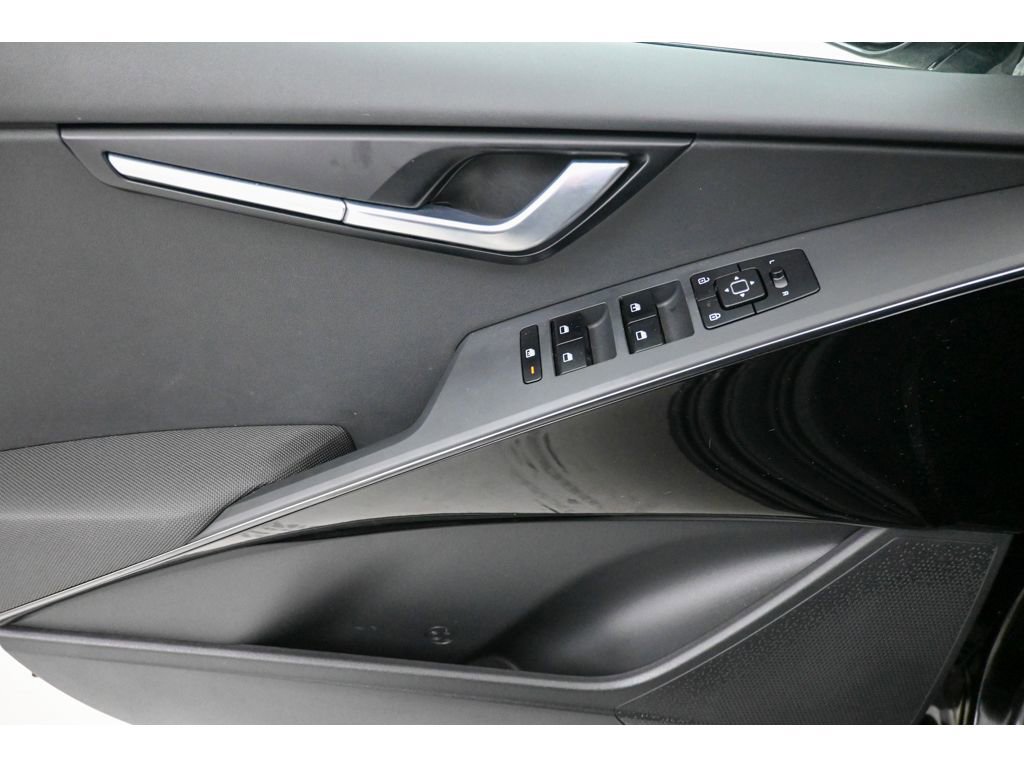 Certified 2025 Kia Niro Wind w/ Wind Preserve Package image 30