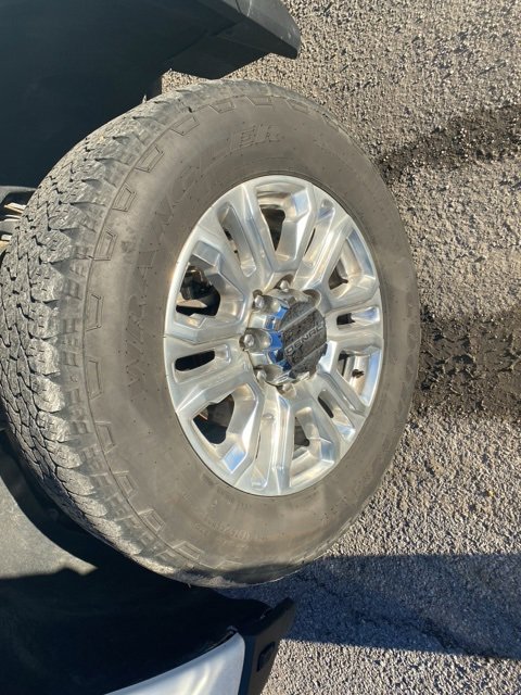 Used 2023 GMC Sierra 2500 Denali w/ Denali Ultimate Package image 10