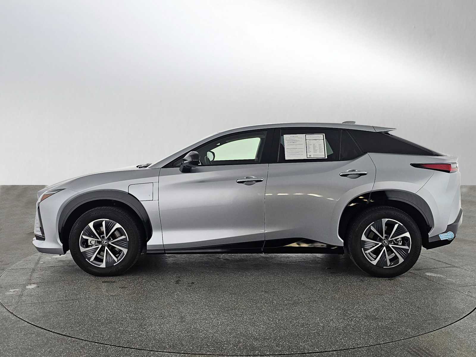 Used 2024 Lexus RZ 300e Premium image 6