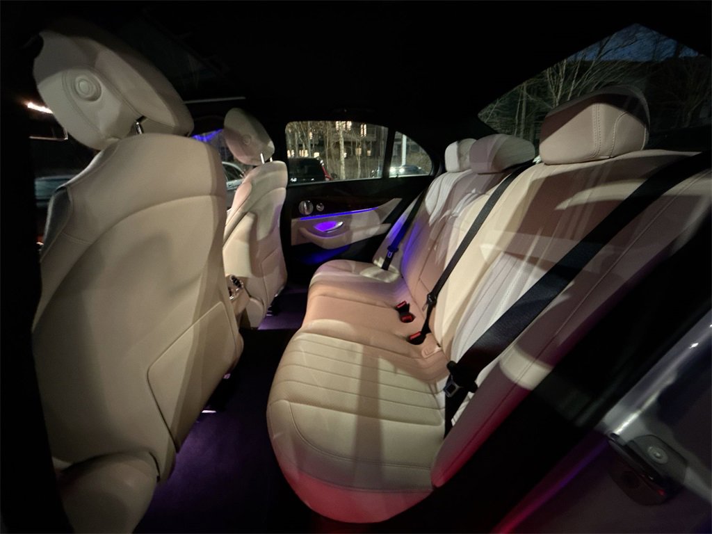 Used 2018 Mercedes-Benz E 300 4MATIC image 25