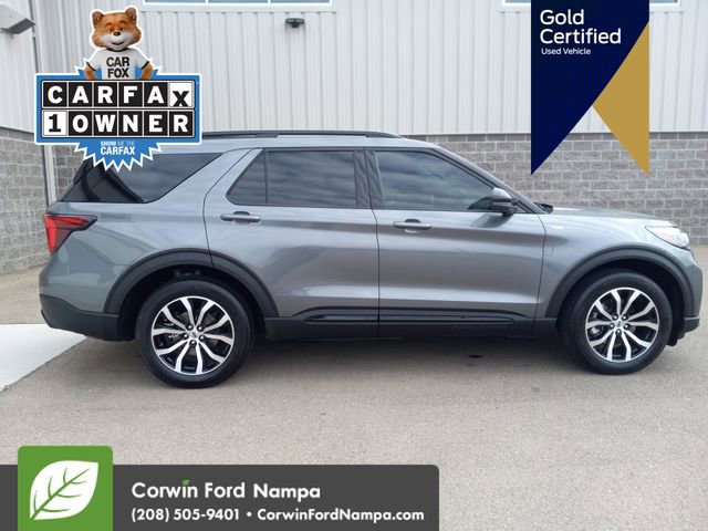 Certified 2025 Ford Explorer ST-Line image 2