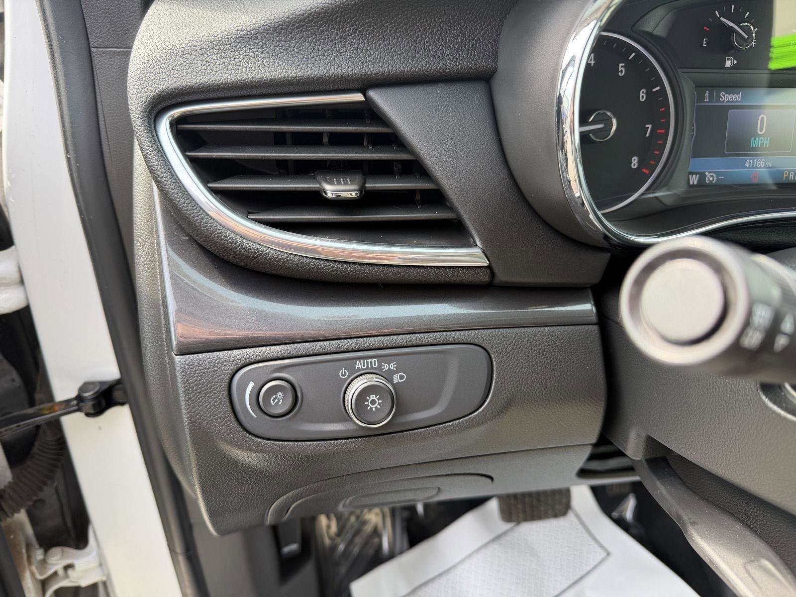Used 2019 Buick Encore Preferred image 13