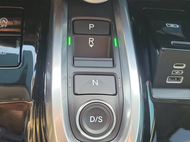 Used 2026 Acura MDX w/ Technology Package FWD image 30