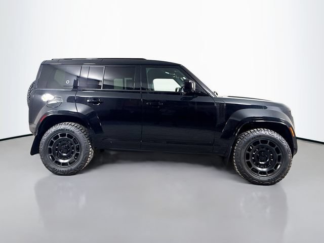 New 2026 Land Rover Defender 110 OCTA AWD/4WD image 4