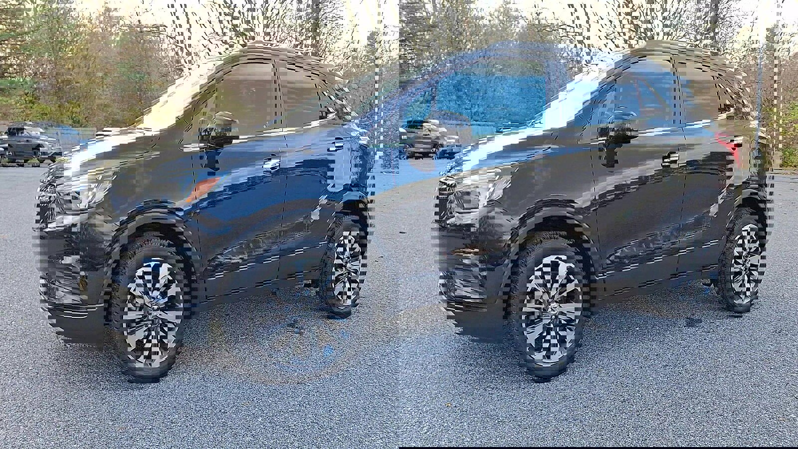 Certified 2022 Buick Encore Preferred w/ Safety Package image 5