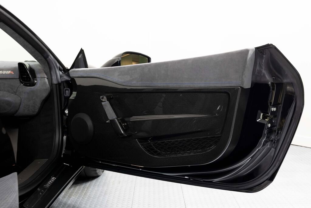 Used 2015 Ferrari 458 Speciale A image 42