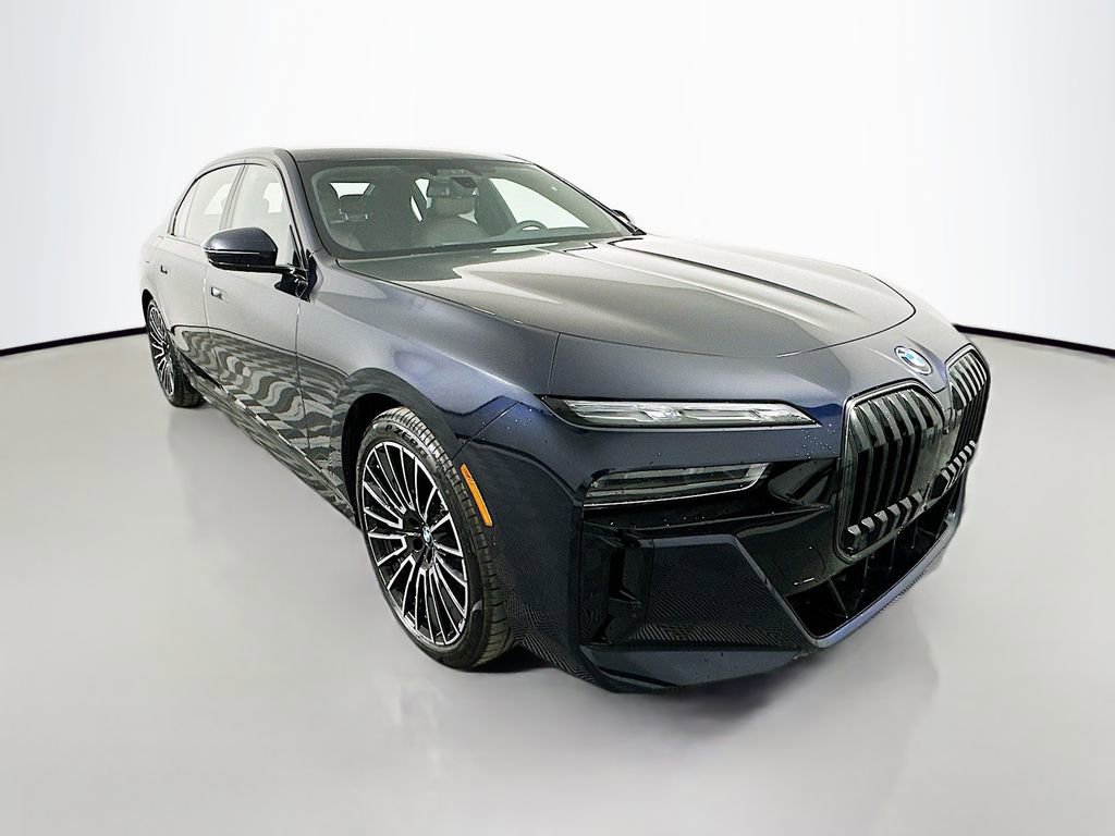 New 2026 BMW 750e xDrive w/ Executive Package image 4