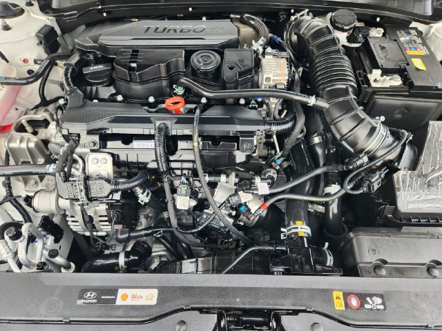 Used 2026 Hyundai Elantra N Line w/ Cargo Package FWD image 32