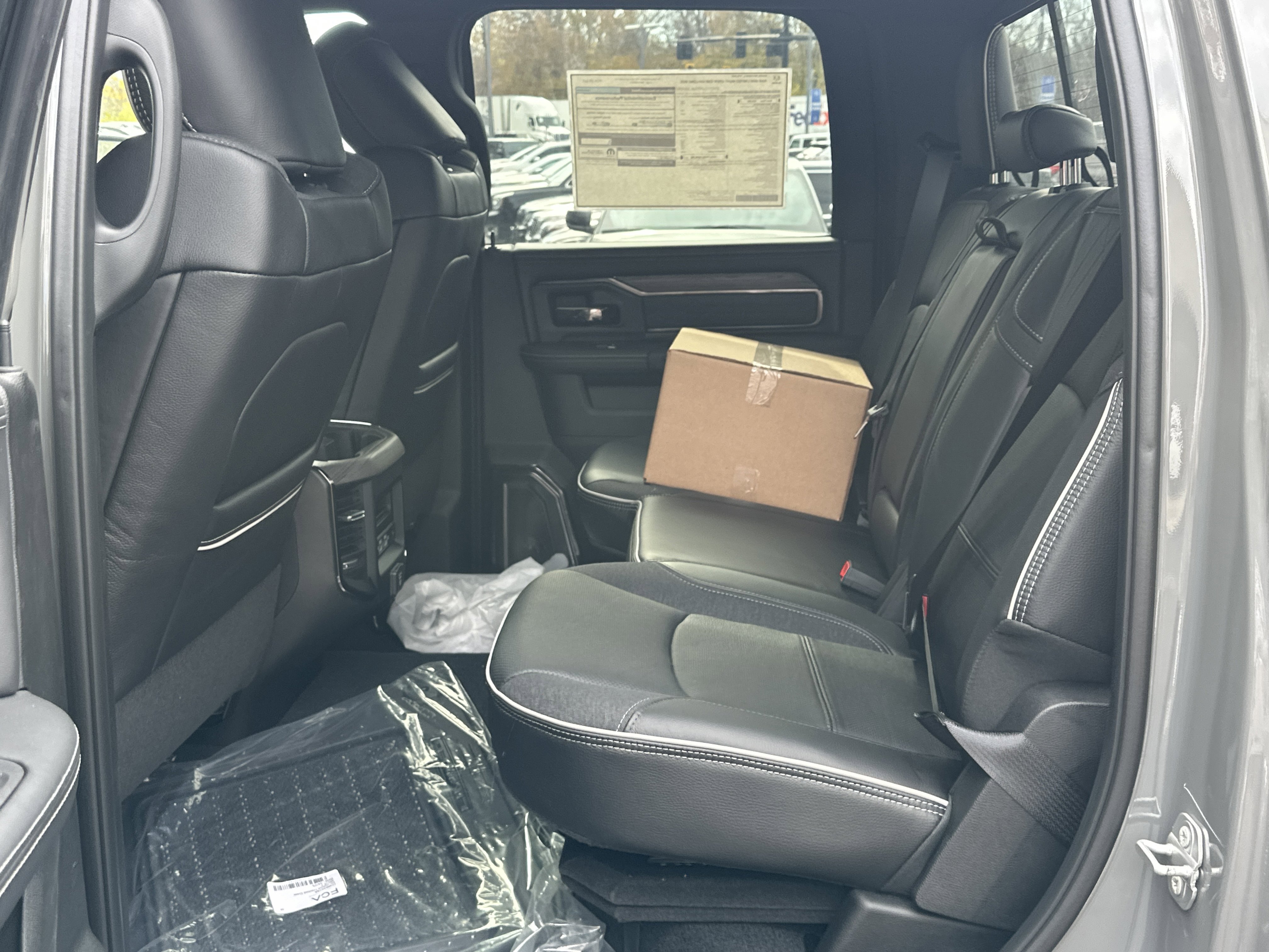 New 2026 RAM 3500 Limited image 32