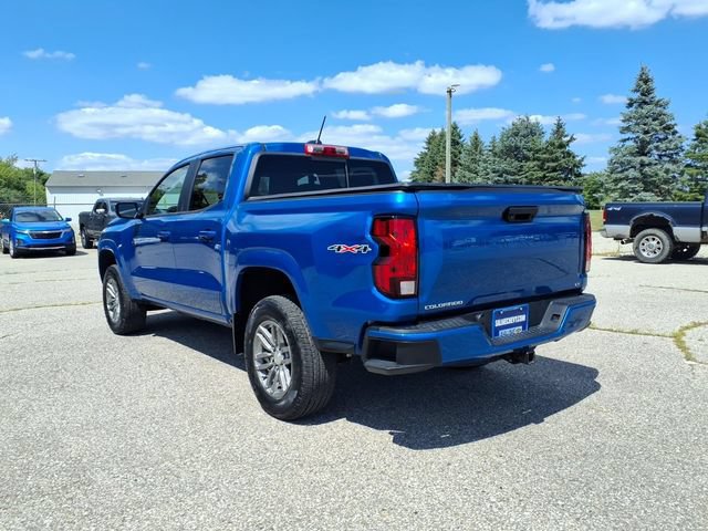 Used 2024 Chevrolet Colorado LT w/ LT Convenience Package II AWD/4WD image 5