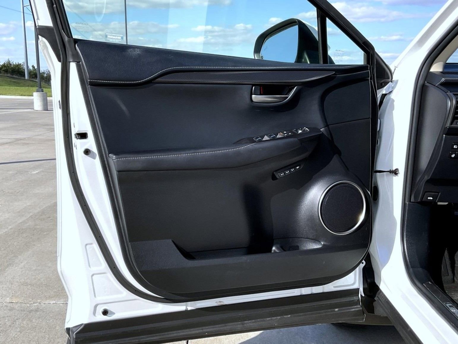 Used 2020 Lexus NX 300h AWD w/ Premium Package image 9