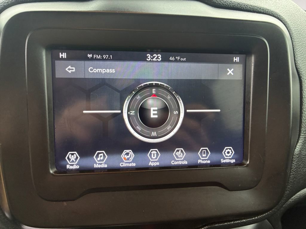 Used 2020 Jeep Renegade Limited AWD/4WD image 21