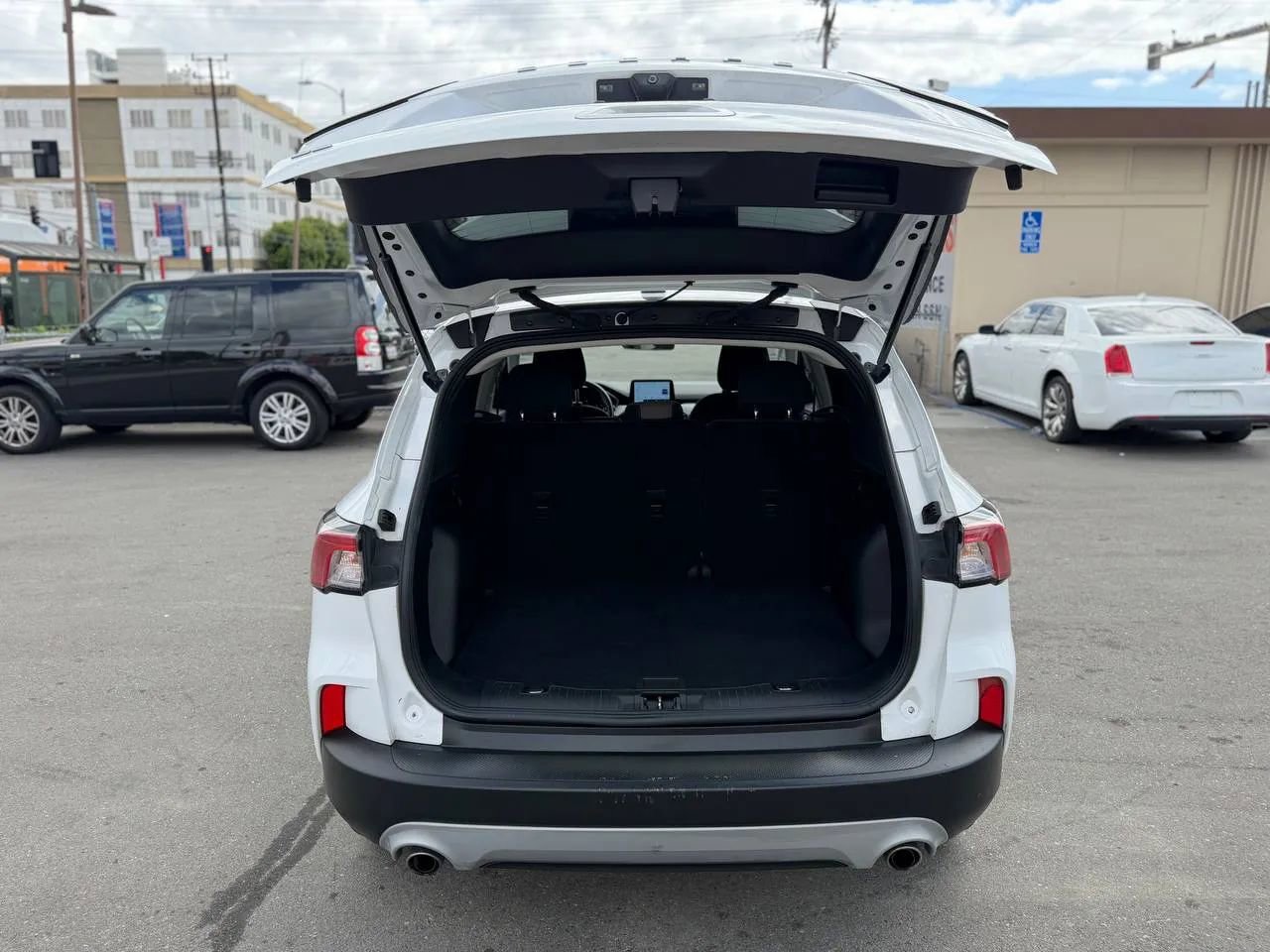 Used 2022 Ford Escape SE FWD image 26