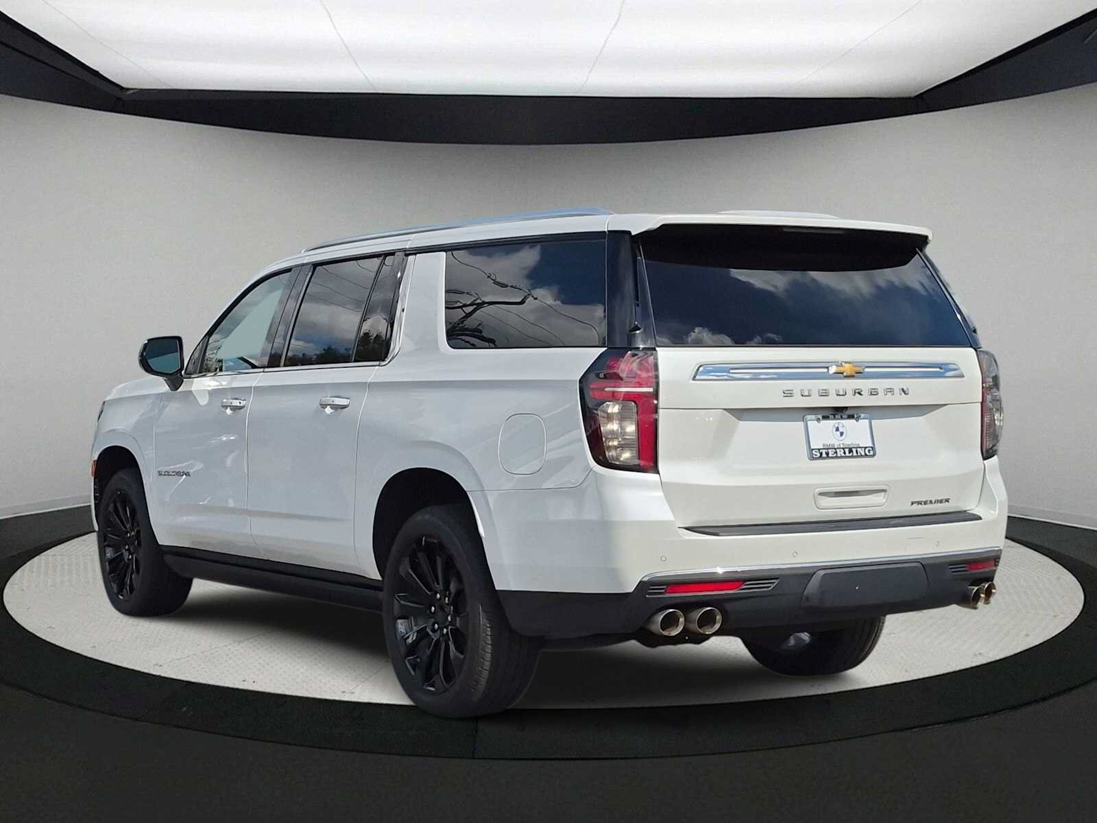 Used 2023 Chevrolet Suburban Premier w/ Max Trailering Package AWD/4WD image 6