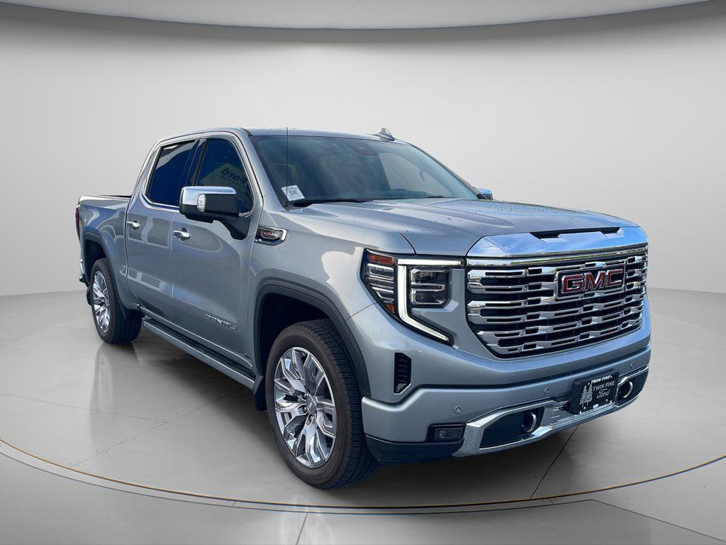 Used 2023 GMC Sierra 1500 Denali w/ Denali Reserve Package AWD/4WD image 2