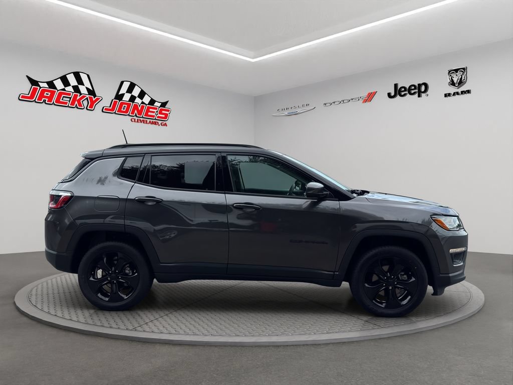 Used 2019 Jeep Compass Latitude AWD/4WD image 12