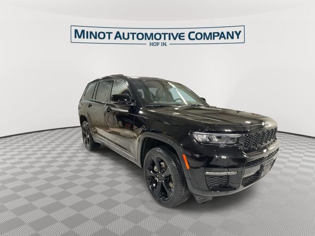 Certified 2024 Jeep Grand Cherokee L Limited w/ Black Appearance Package image 2