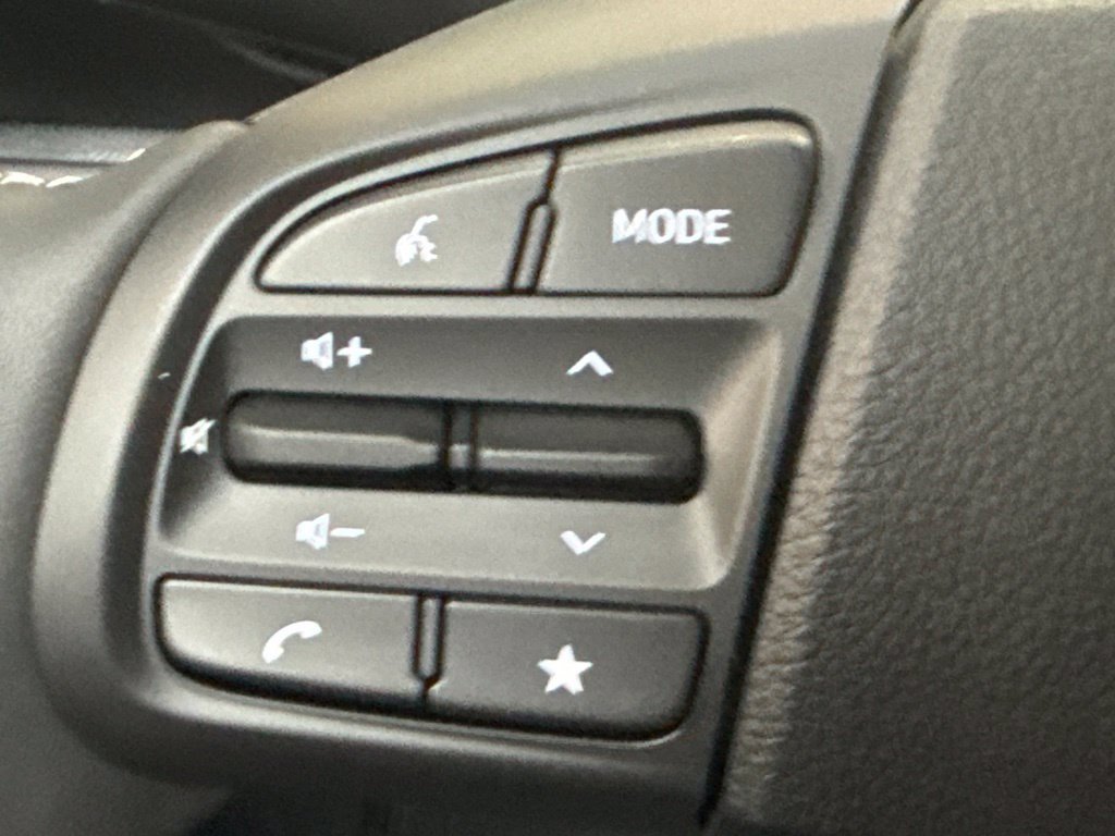 New 2026 Hyundai Venue SEL FWD image 19