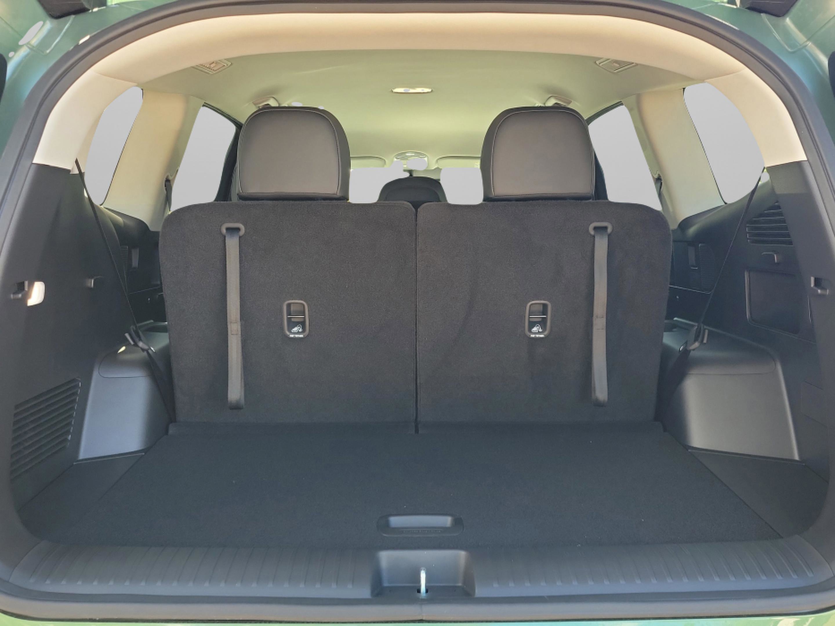 New 2026 Hyundai Ioniq 9 SEL image 8