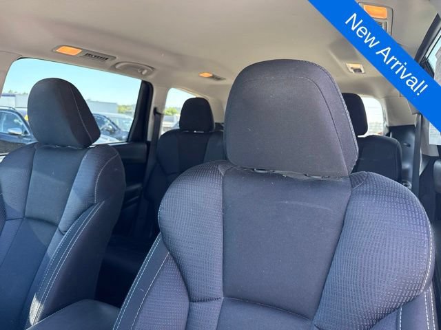 Used 2021 Subaru Ascent Premium w/ Convenience Package AWD/4WD image 12
