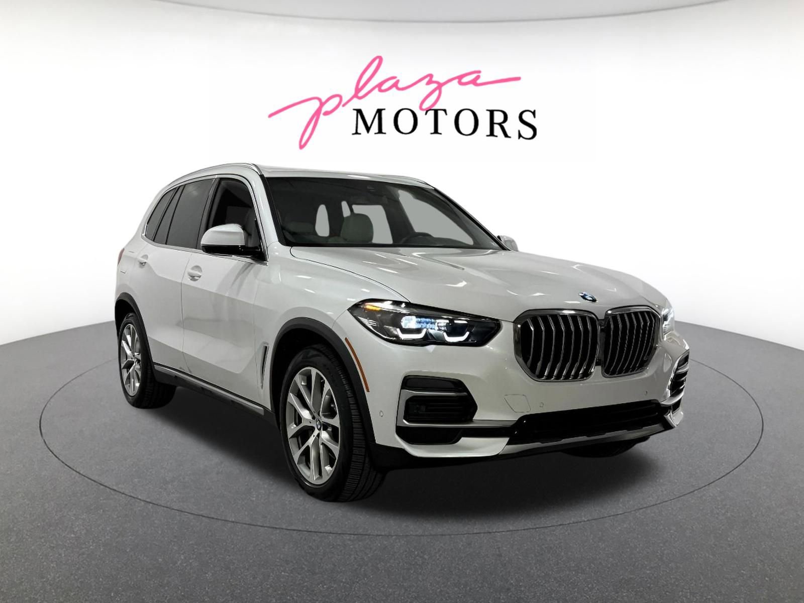 Certified 2023 BMW X5 xDrive40i w/ Climate Comfort Package image 3