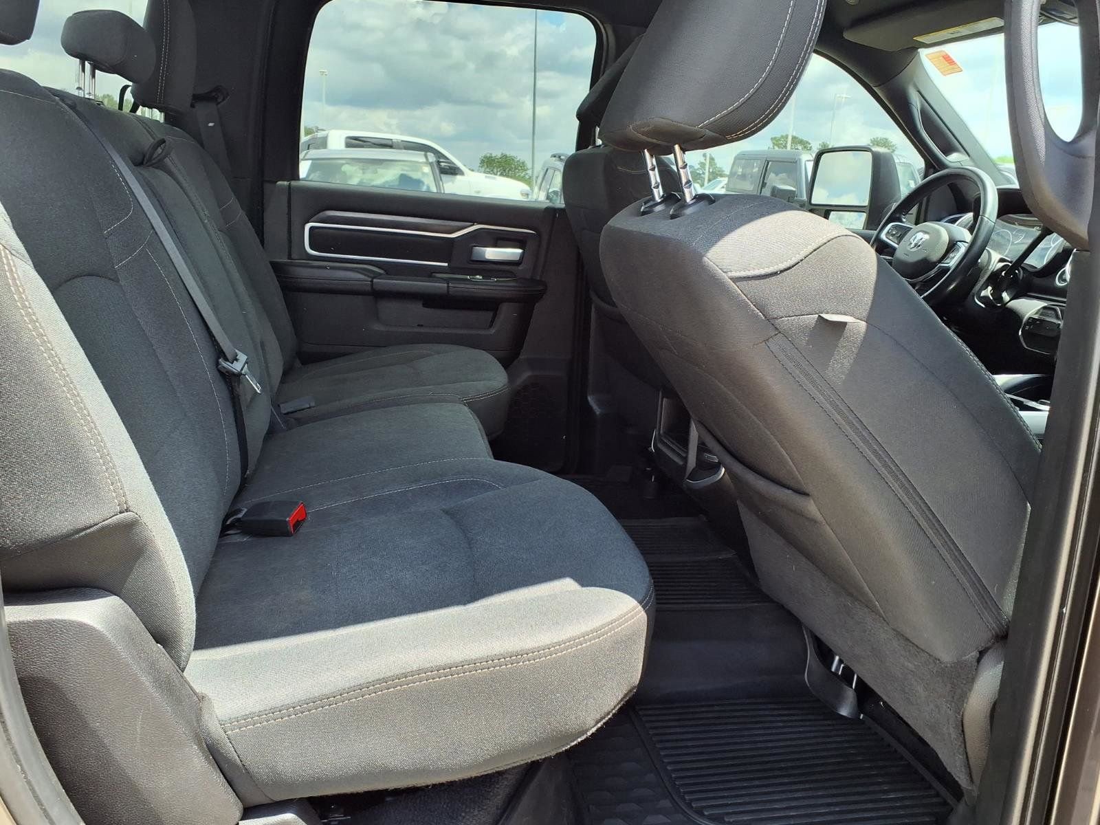 Used 2024 RAM 3500 Big Horn w/ Night Edition AWD/4WD image 20